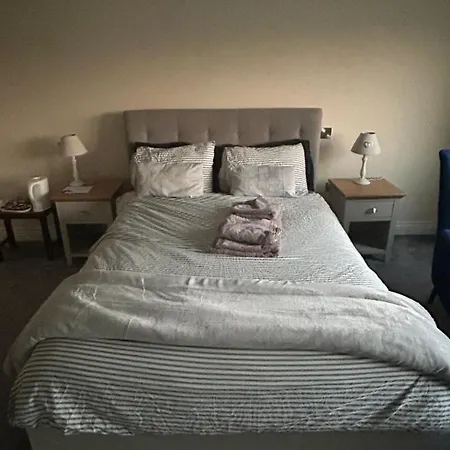 1 Luxurious In Family Quarto em Acomodações Particulares *