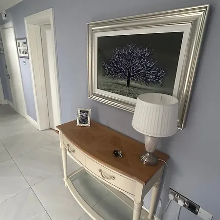 1 Luxurious In Family Ubytování v soukromí