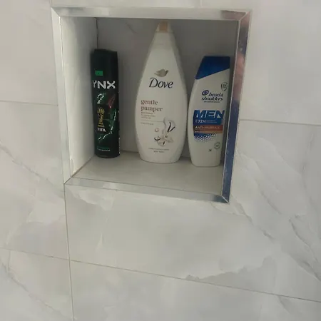1 Luxurious In Family Quarto em Acomodações Particulares *