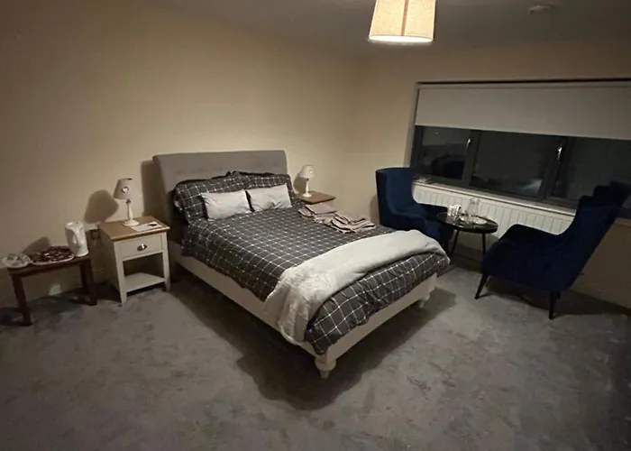 1 Luxurious In Family *