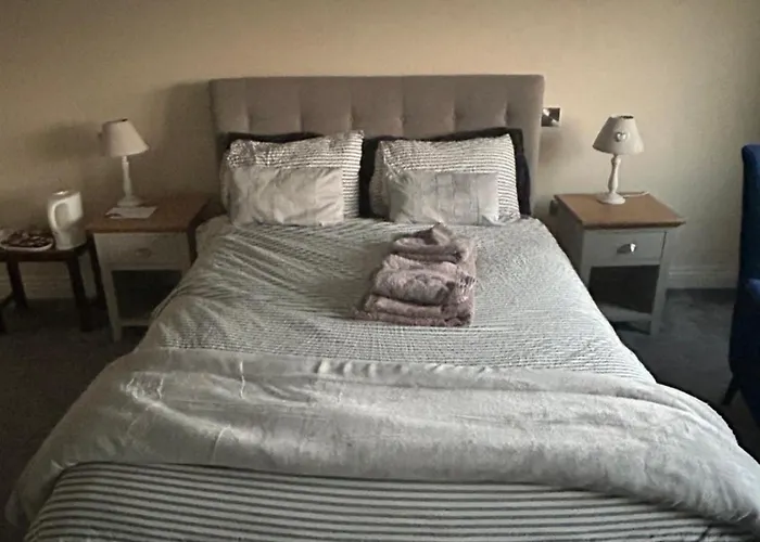 1 Luxurious In Family Habitación en casa particular *