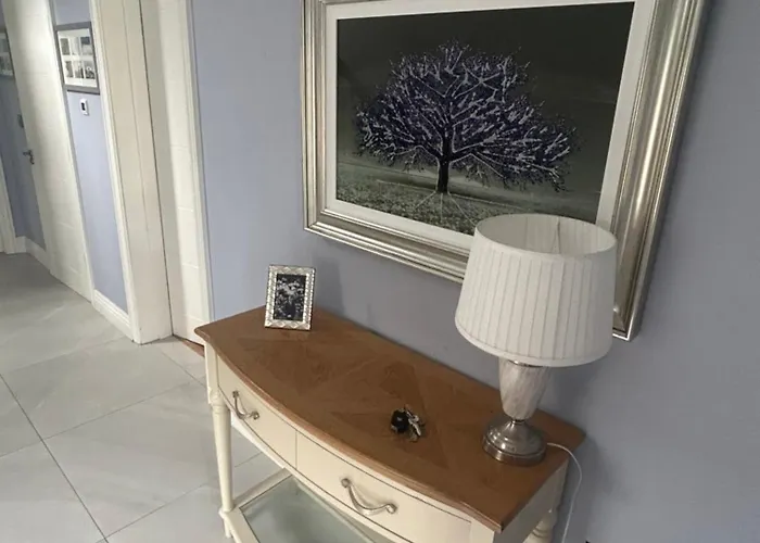 1 Luxurious In Family ホームステイ